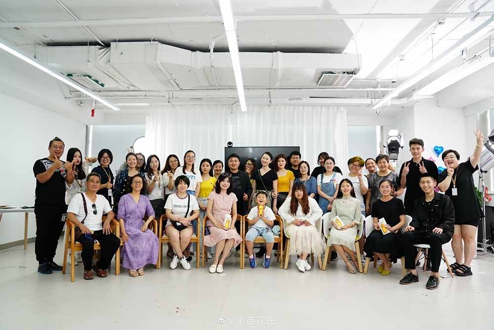 不忘桑梓 乡村振兴路上的“花”样追梦人——转自人民日报